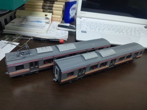 E129系